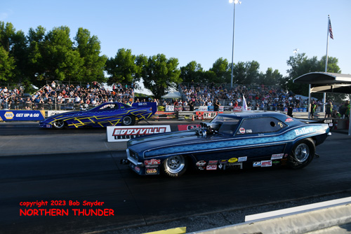 Jordan Ballew - 'Ballew Thunder' (near lane) vs 
Steve Griboski - 'Mile-High Express' (far lane)